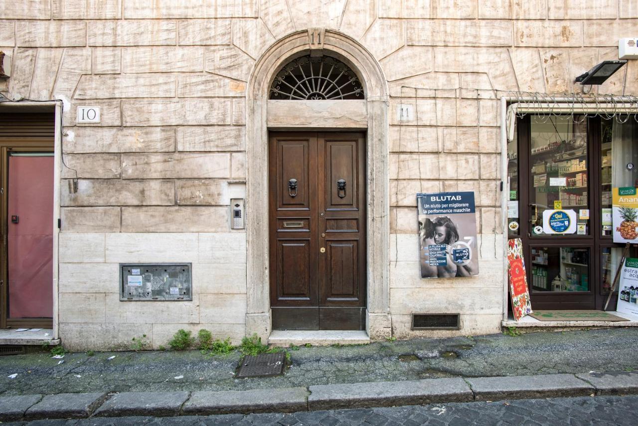 Residenza Fontanella Barberini By Spanish Steps Roma Dış mekan fotoğraf